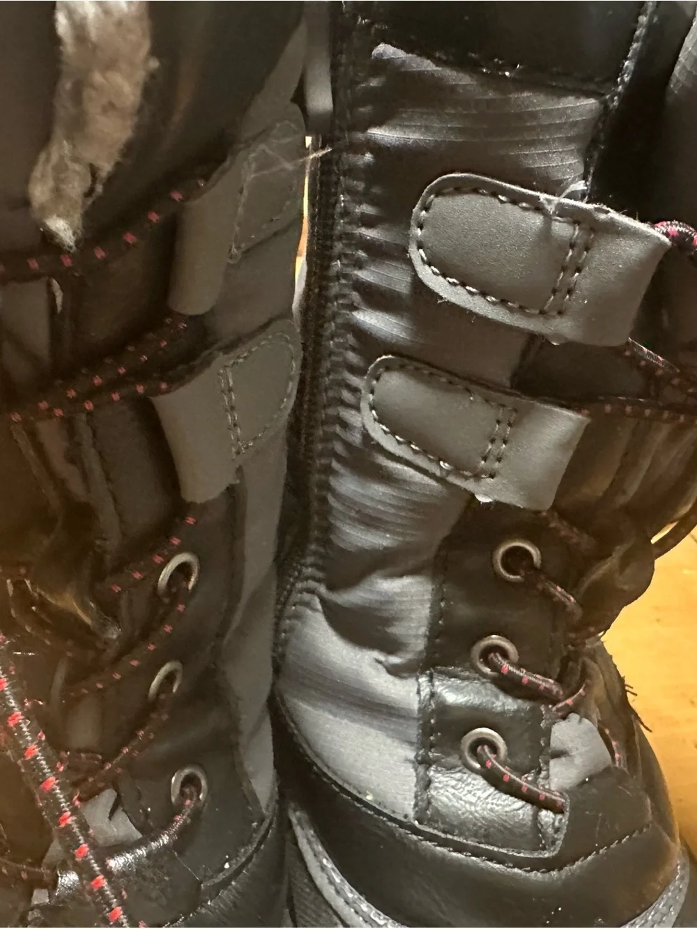 Cat & Jack Gray and Black Kids Thermo Lite Winter Boots with Fleece Lining SZ 3